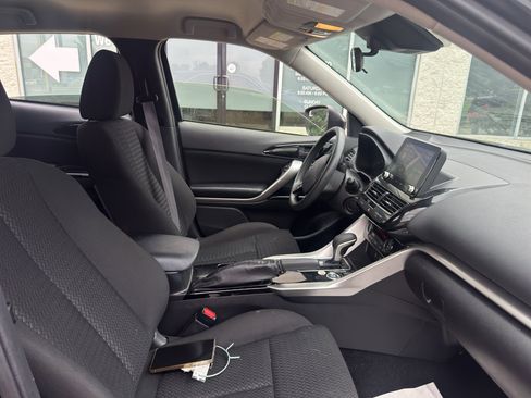 Used 2024 Mitsubishi Eclipse Cross LE AWD/4WD image 11