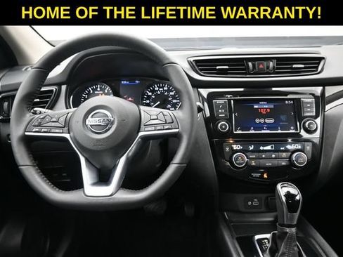 Used 2022 Nissan Rogue Sport SV AWD/4WD image 15