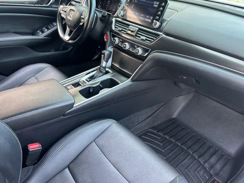 Used 2020 Honda Accord Sport image 14