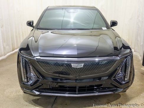 New 2026 Cadillac Lyriq Sport w/ LPO, Floor Liner Package image 4