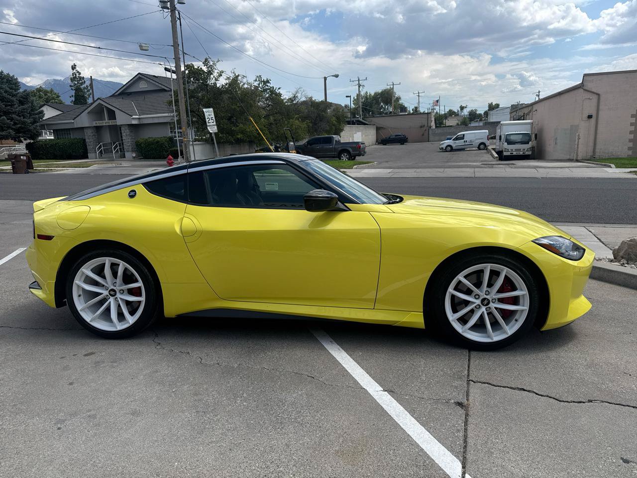 Used 2024 Nissan Z Performance w/ Floor Mat Package RWD image 4