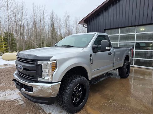 Used 2019 Ford F250 XL w/ XL Value Package image 1
