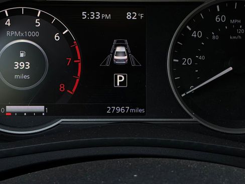 Used 2025 Nissan Versa SV FWD image 34