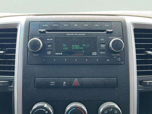 Used 2012 RAM 1500 Classic SLT RWD image 19