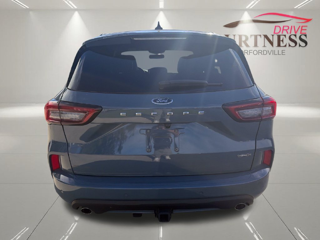 Used 2023 Ford Escape ST-Line Elite w/ Class II Trailer Tow Package AWD/4WD image 7