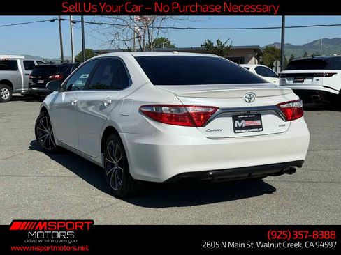 Used 2015 Toyota Camry XSE w/ Moonroof Package FWD image 7