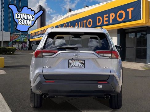 Used 2022 Toyota RAV4 XLE FWD image 4