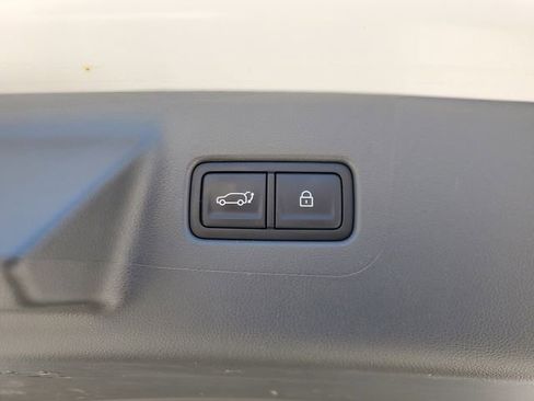 Used 2026 Hyundai Santa Fe SEL FWD image 6
