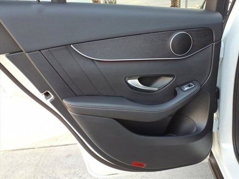 Certified 2022 Mercedes-Benz GLC 300 image 18