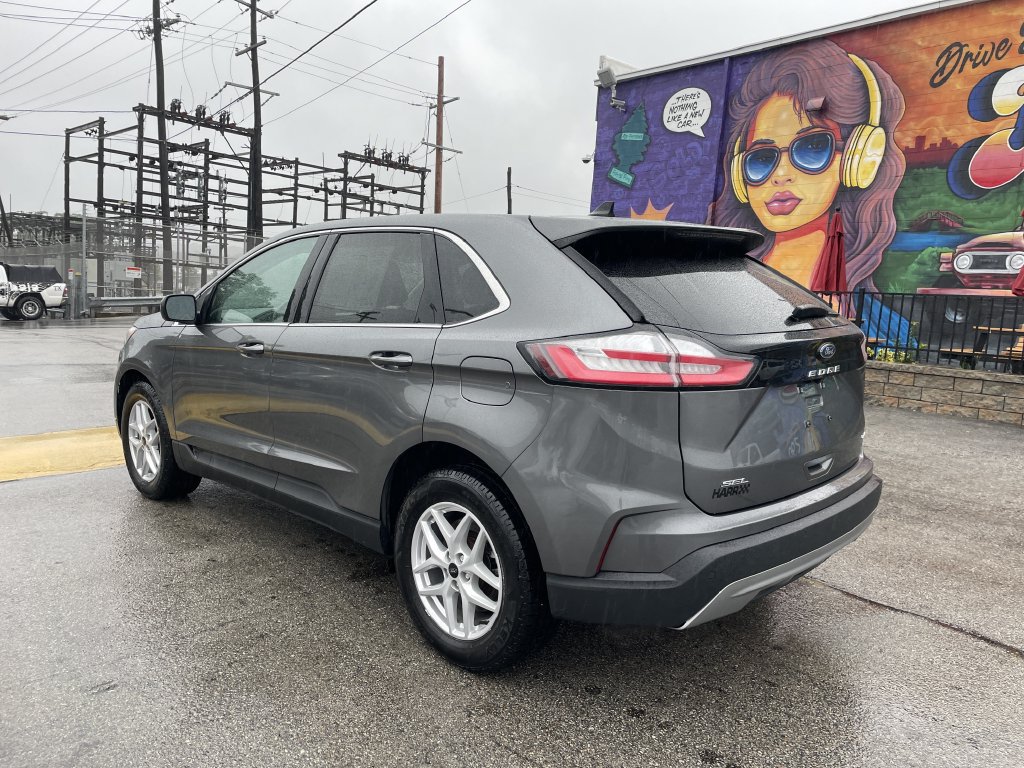 Used 2024 Ford Edge SEL AWD/4WD image 3