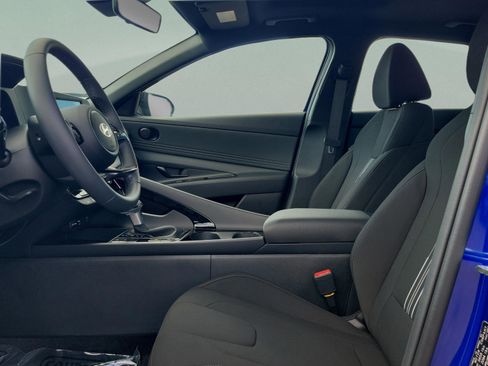 New 2026 Hyundai Elantra SEL Sport image 13