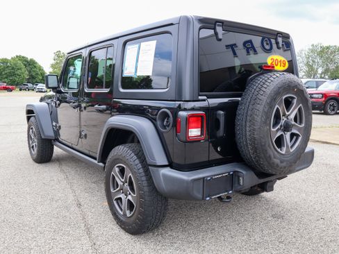 Used 2019 Jeep Wrangler Unlimited Sport S AWD/4WD image 3