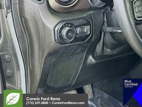 Used 2018 Jeep Wrangler Sport image 14