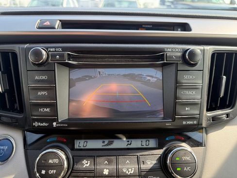 Used 2016 Toyota RAV4 XLE image 27