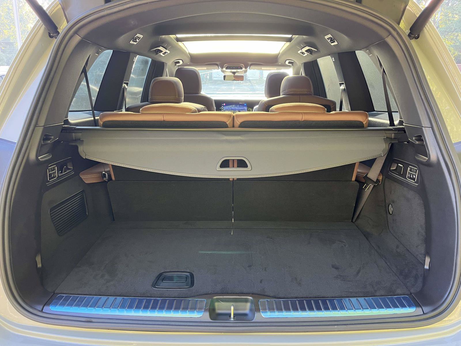 New 2027 Mercedes-Benz GLS 450 4MATIC image 10