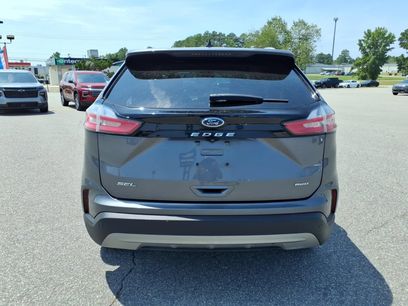 Used 2021 Ford Edge SEL w/ Convenience Package