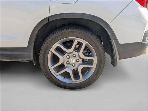 Used 2023 Honda Passport EX-L image 24