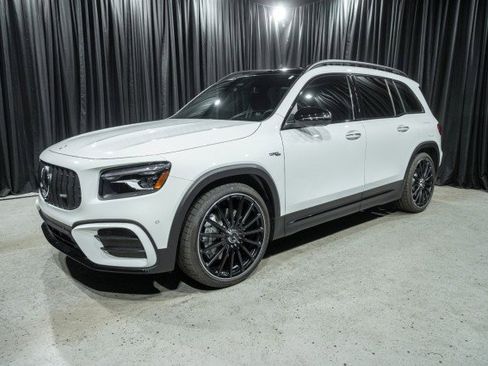 New 2026 Mercedes-Benz GLB 35 AMG 4MATIC image 1