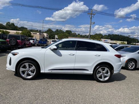Used 2025 Audi Q5 Premium Plus AWD/4WD image 7