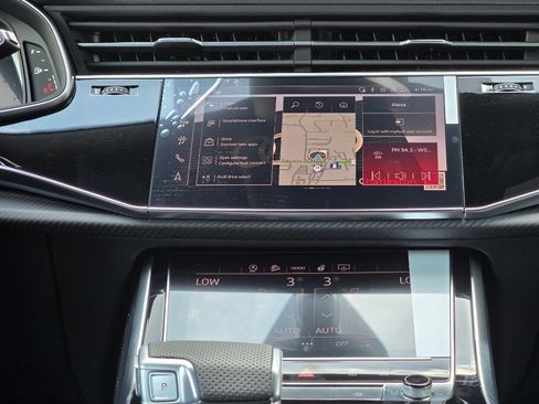 New 2026 Audi SQ8 Premium Plus AWD/4WD image 16