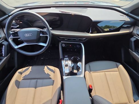 Certified 2025 Audi Q5 Premium w/ Convenience Package AWD/4WD image 13