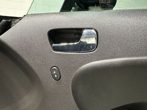 Used 2009 Saturn Sky Red Line image 12