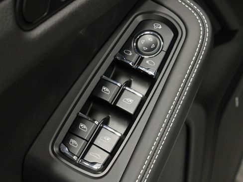 New 2026 Porsche Macan S AWD/4WD image 28