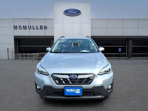 Used 2021 Subaru Crosstrek 2.5i Limited w/ Moonroof Package 1 AWD/4WD image 2