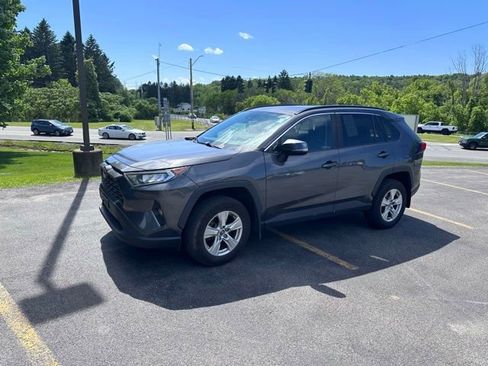 Used 2020 Toyota RAV4 XLE w/ Convenience Package AWD/4WD image 7