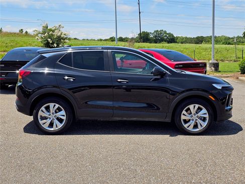 Used 2025 Buick Encore GX Preferred FWD image 7