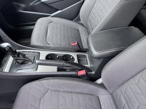 Used 2020 Volkswagen Passat 2.0T S image 16