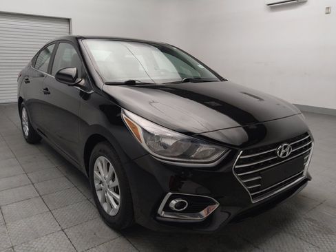 Used 2022 Hyundai Accent SEL FWD image 13