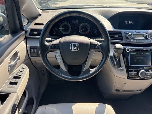 Used 2014 Honda Odyssey EX-L image 18
