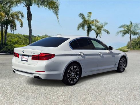 Used 2017 BMW 540i RWD image 4