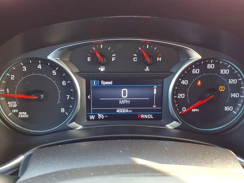 Used 2023 Chevrolet Equinox LT w/ Driver Convenience Package AWD/4WD image 30