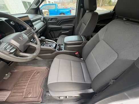 Used 2024 Chevrolet Colorado Trail Boss w/ Advanced Trailering Package image 11