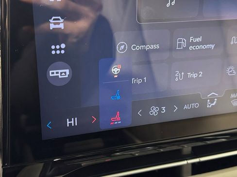 New 2026 Lincoln Nautilus Premier w/ Equipment Group 102A image 44