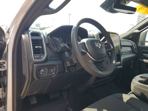 Used 2026 RAM 2500 Big Horn AWD/4WD image 9