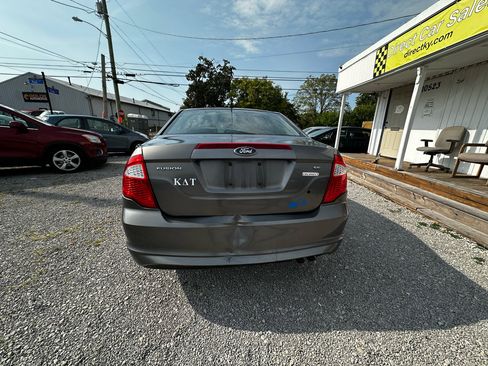 Used 2011 Ford Fusion SE w/ 202A Rapid Spec Order Code image 3
