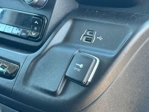 Used 2023 RAM ProMaster 2500 image 22