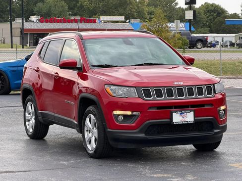 Used 2019 Jeep Compass Latitude w/ Popular Equipment Group AWD/4WD image 51