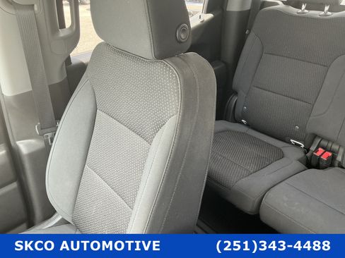 Used 2021 Chevrolet Silverado 1500 Custom AWD/4WD image 27