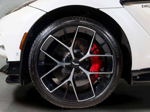 Used 2025 Aston Martin DBX 707 image 8