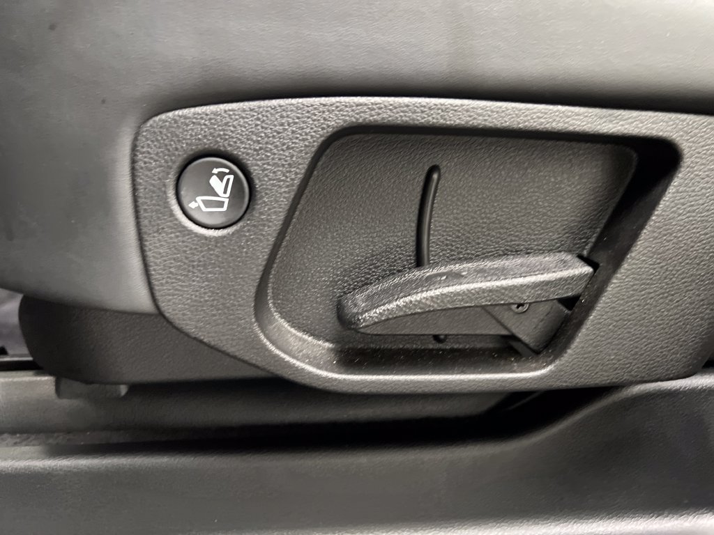 Used 2025 Kia Telluride S FWD image 18