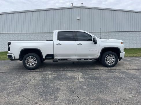 Used 2023 Chevrolet Silverado 2500 High Country AWD/4WD image 19