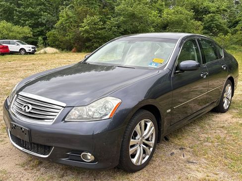 Used 2010 INFINITI M35 x w/ Technology Pkg AWD/4WD image 3