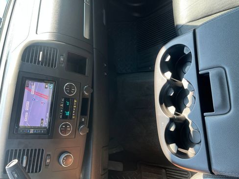 Used 2012 GMC Sierra 3500 SLE w/ SLE Preferred Package AWD/4WD image 26