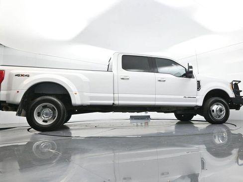 Used 2017 Ford F350 Lariat AWD/4WD image 54