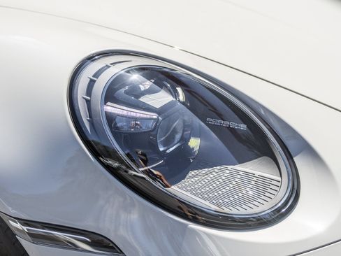 Certified 2021 Porsche 911 Turbo S AWD/4WD image 19