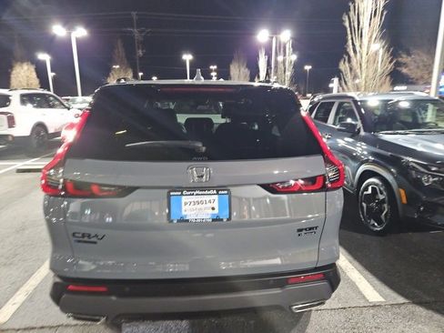 Used 2026 Honda CR-V Sport Touring image 9